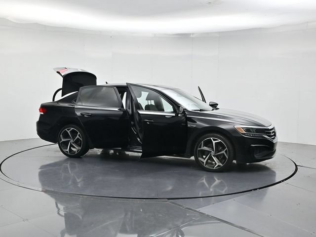 Used 2020 Volkswagen Passat 2.0T R-Line FWD image 52