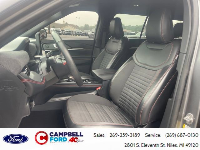 Certified 2025 Ford Explorer ST-Line w/ Premium Package AWD/4WD image 14