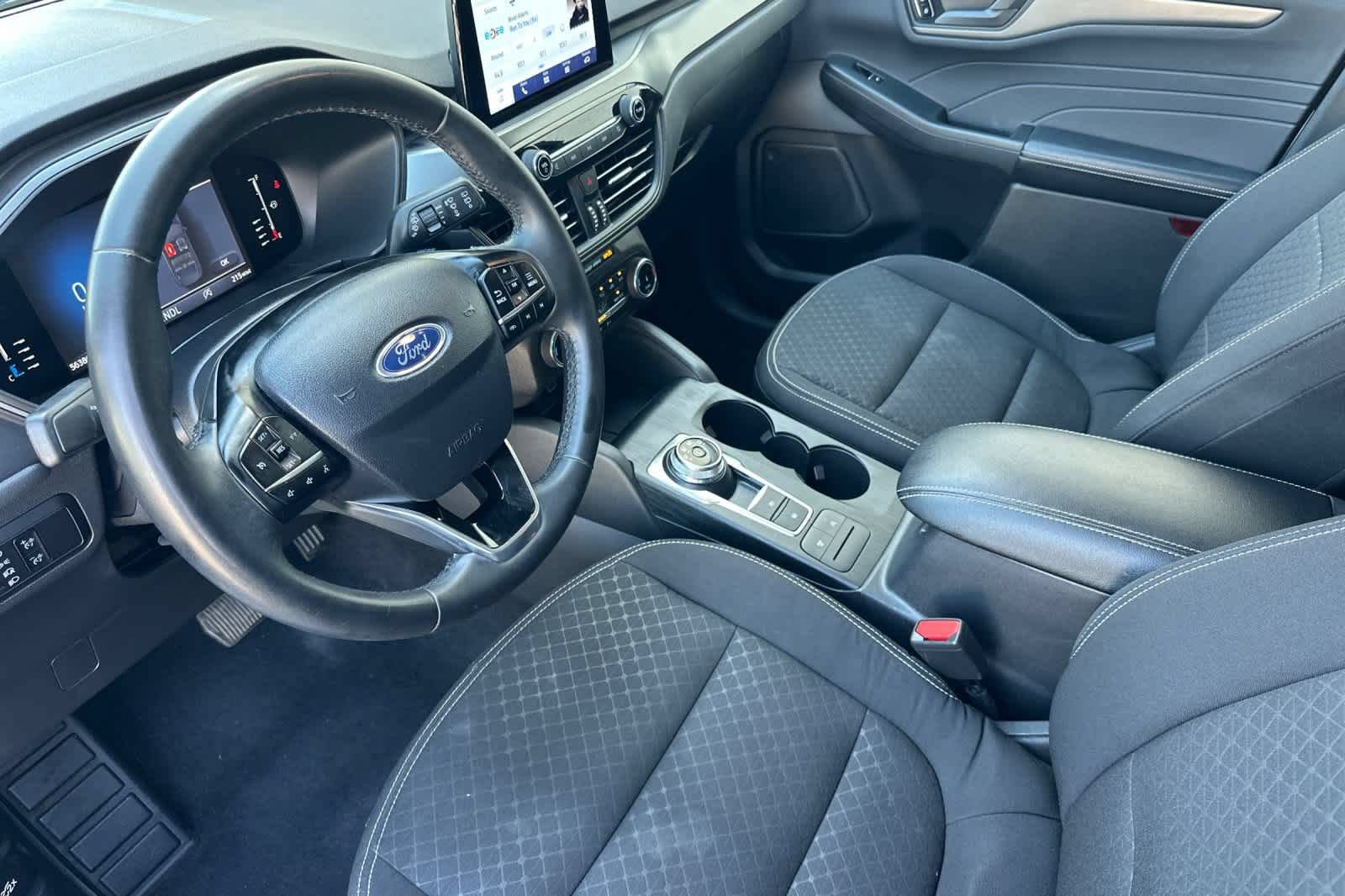 Certified 2024 Ford Escape Active FWD image 12
