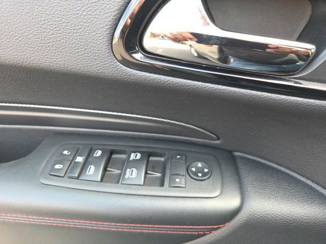 Used 2025 Dodge Durango GT image 8