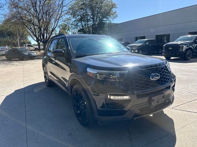 Certified 2023 Ford Explorer ST-Line w/ Class IV Trailer Tow Package AWD/4WD image 4