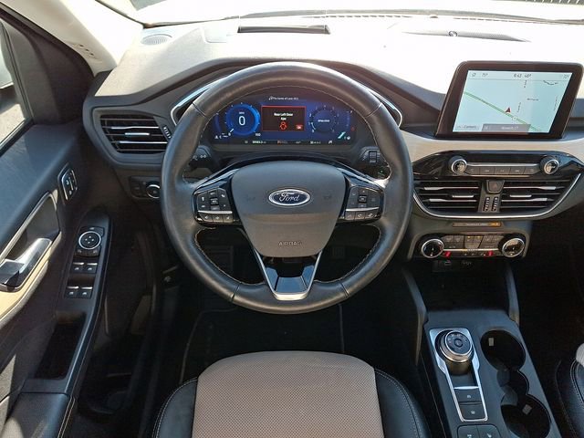 Certified 2022 Ford Escape Titanium w/ Titanium Elite Package image 11