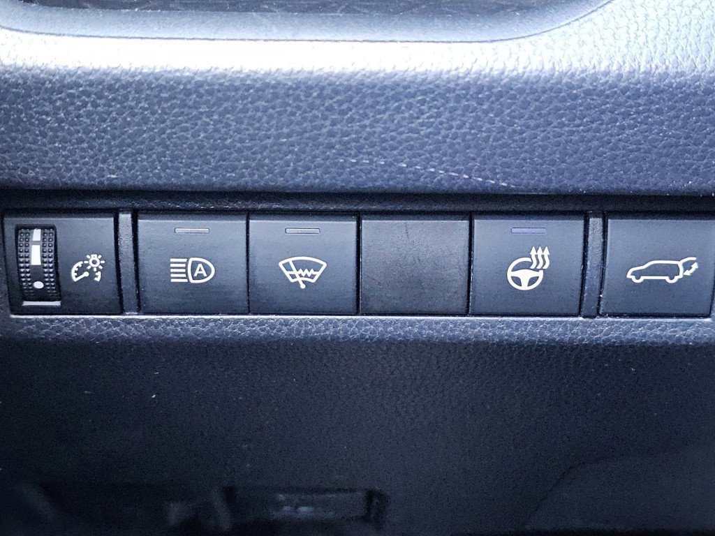 Used 2019 Toyota RAV4 XLE Premium w/ Advanced Technology Package image 22