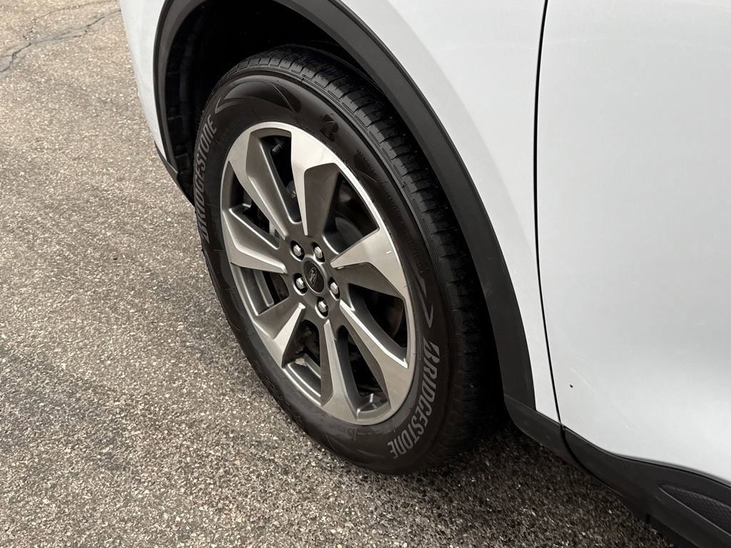 Certified 2025 Ford Escape Platinum image 17