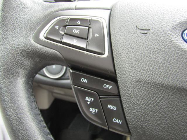 Certified 2017 Ford Escape Titanium w/ Equipment Group 301A image 32