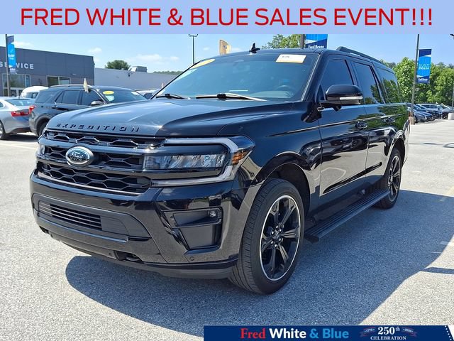 Certified 2023 Ford Expedition Limited AWD/4WD image 4