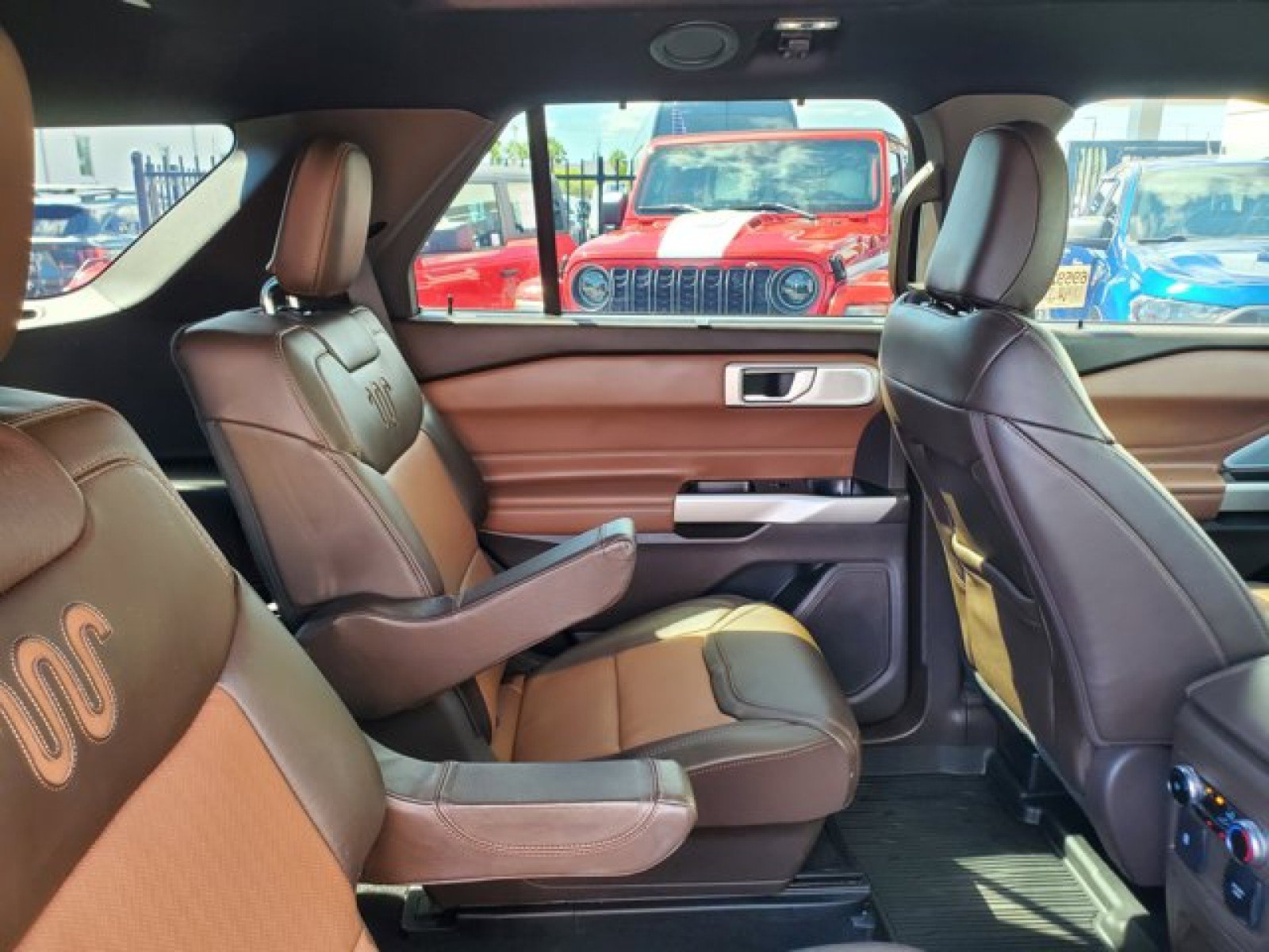 Certified 2023 Ford Explorer King Ranch w/ Technology Package image 35