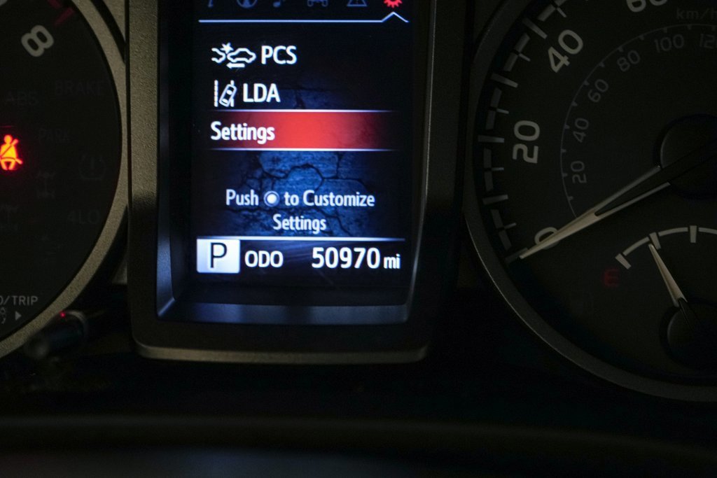 Used 2022 Toyota Tacoma TRD Sport image 19