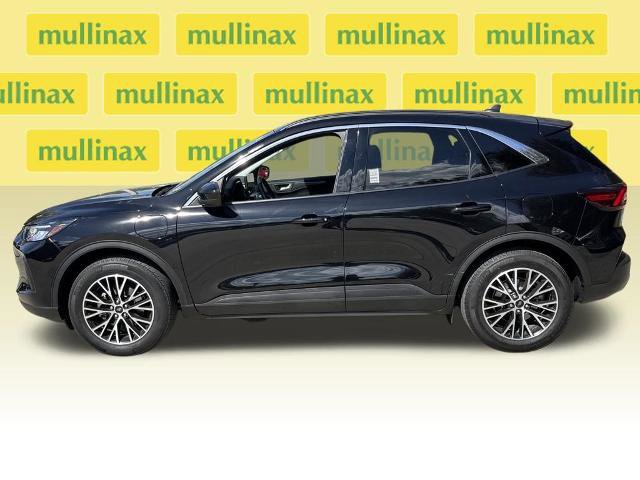 Certified 2024 Ford Escape SE image 10