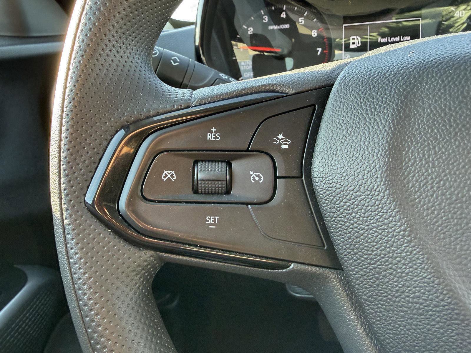 Used 2025 Chevrolet Trax LS w/ LS Convenience Package image 15