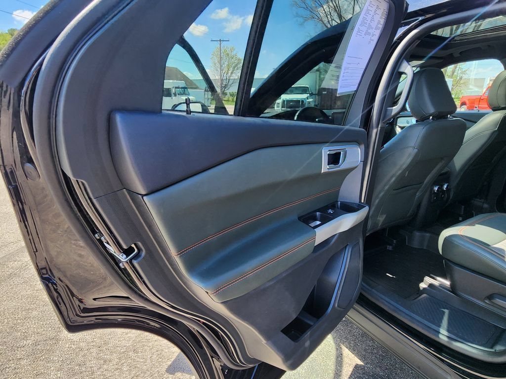 Certified 2023 Ford Explorer Timberline w/ Timberline Technology Package AWD/4WD image 17