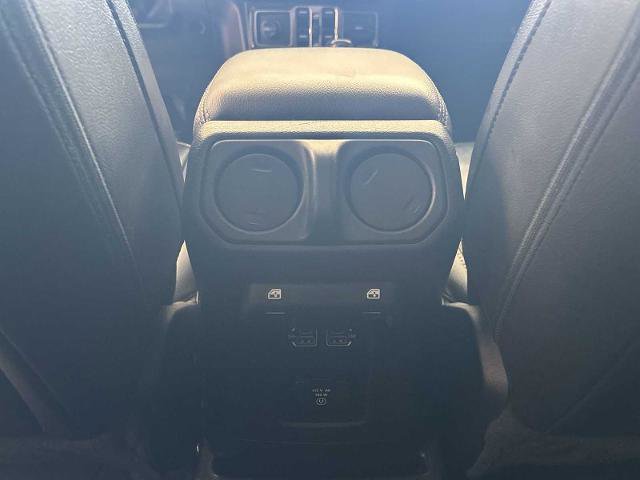 Used 2023 Jeep Wrangler Unlimited Sahara w/ Cold Weather Group image 17