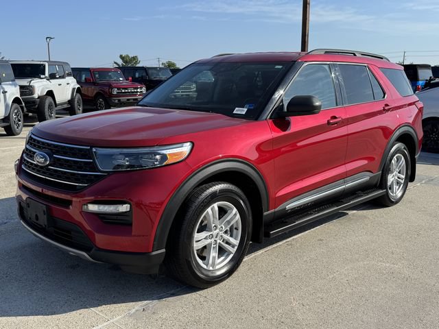 Certified 2024 Ford Explorer XLT w/ Equipment Group 202A AWD/4WD image 12