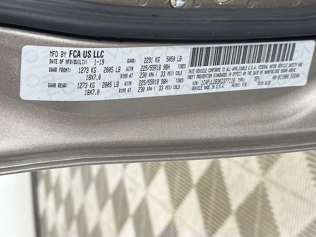 Used 2019 Jeep Cherokee Limited image 35