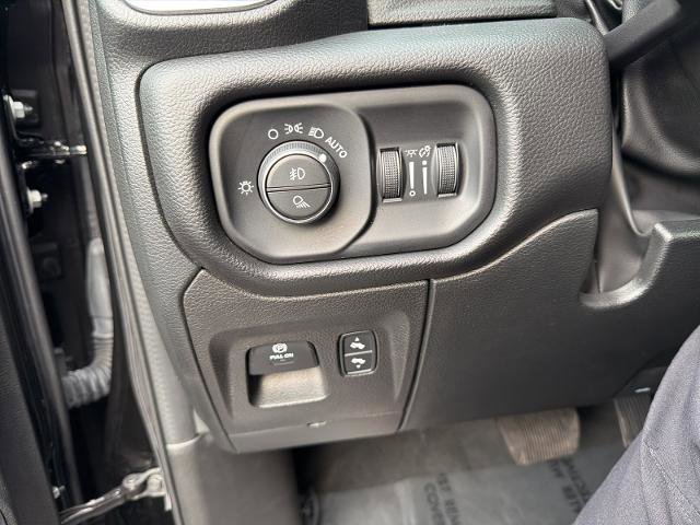 Used 2022 RAM 1500 Laramie w/ Sport Appearance Package image 23