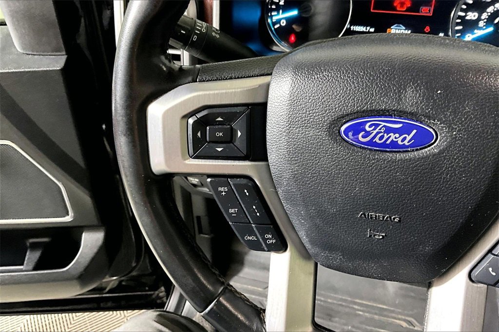 Certified 2019 Ford F150 Platinum w/ Equipment Group 701A Luxury image 14