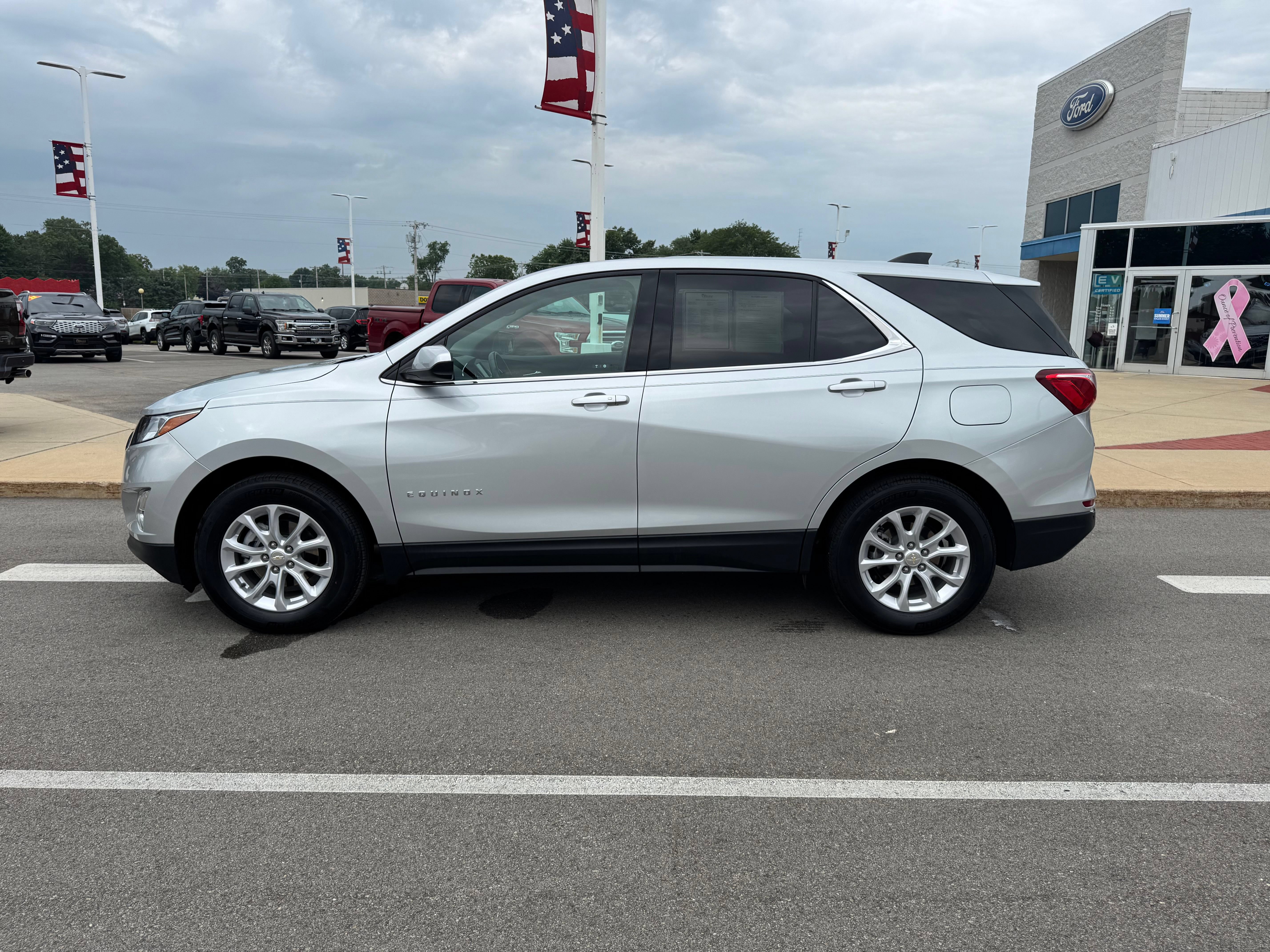 Used 2020 Chevrolet Equinox LT FWD image 4