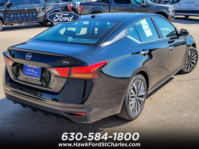 Used 2024 Nissan Altima 2.5 SV FWD image 7