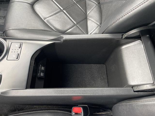 Used 2018 Toyota Camry XLE FWD image 31