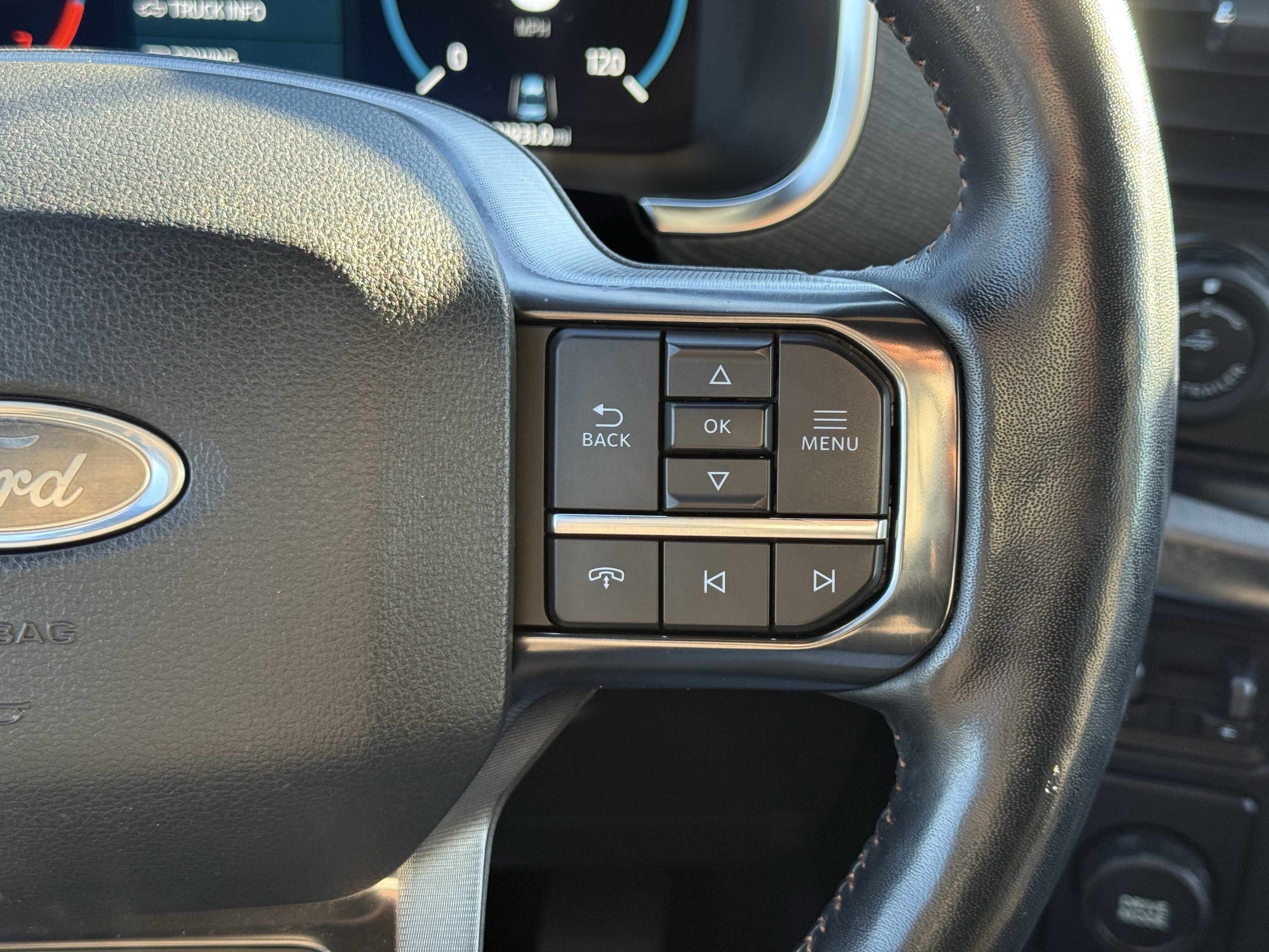 Certified 2022 Ford F150 Platinum w/ Trailer Tow Package image 25