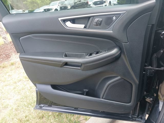 Certified 2023 Ford Edge Titanium AWD/4WD image 28