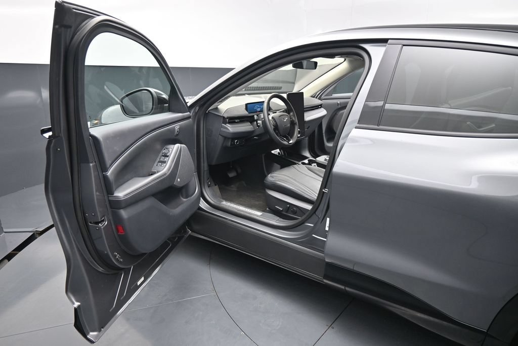 Certified 2023 Ford Mustang Mach-E Premium RWD image 9