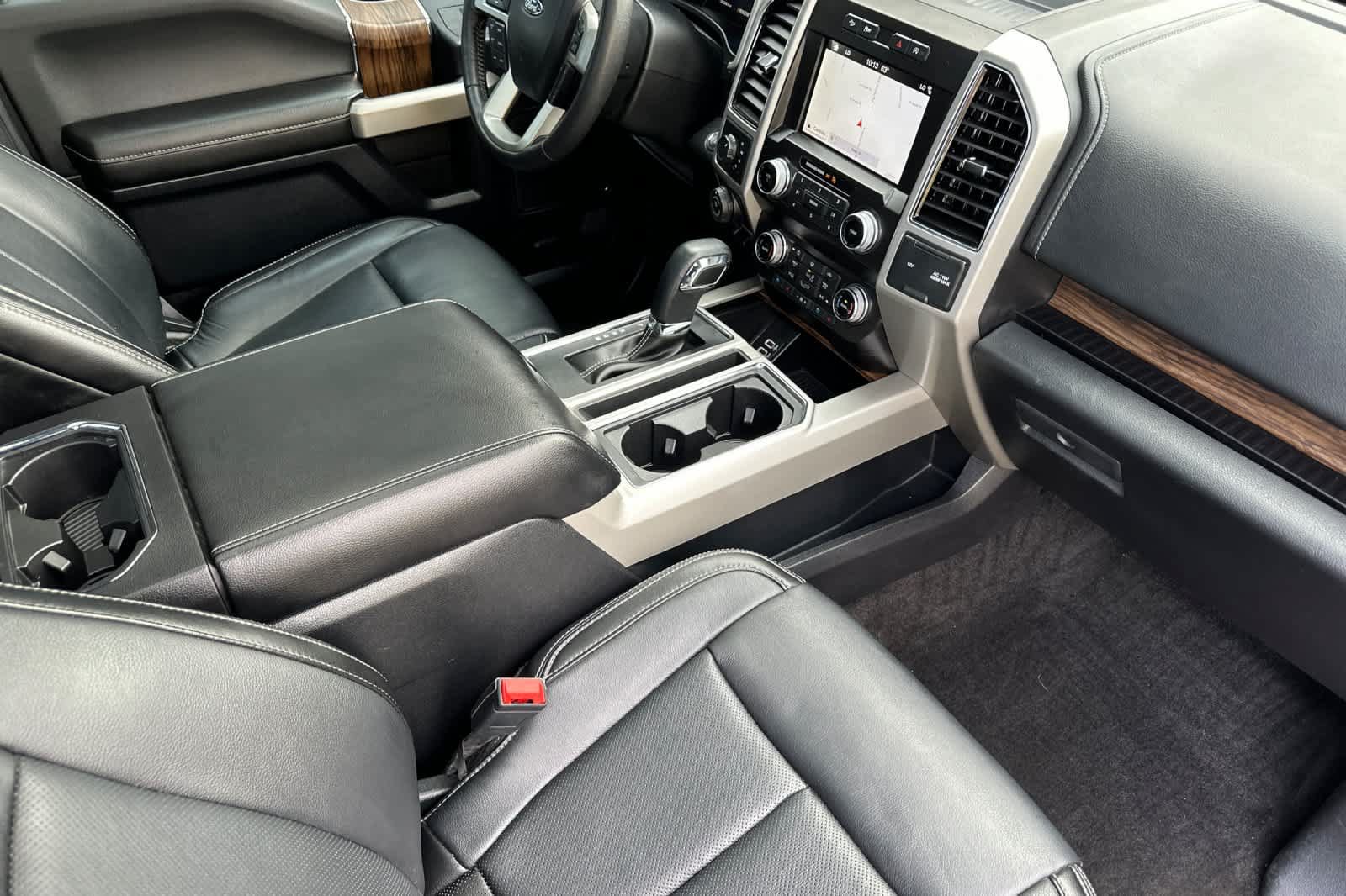 Certified 2019 Ford F150 Lariat w/ Equipment Group 502A Luxury AWD/4WD image 15