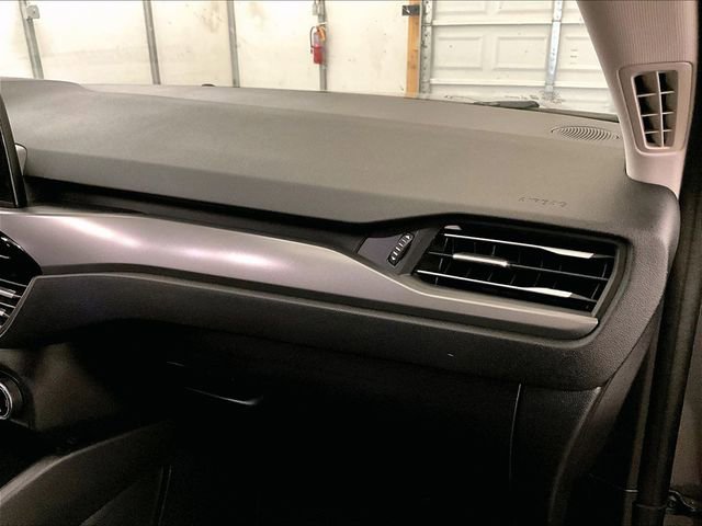 Certified 2024 Ford Escape Active AWD/4WD image 15