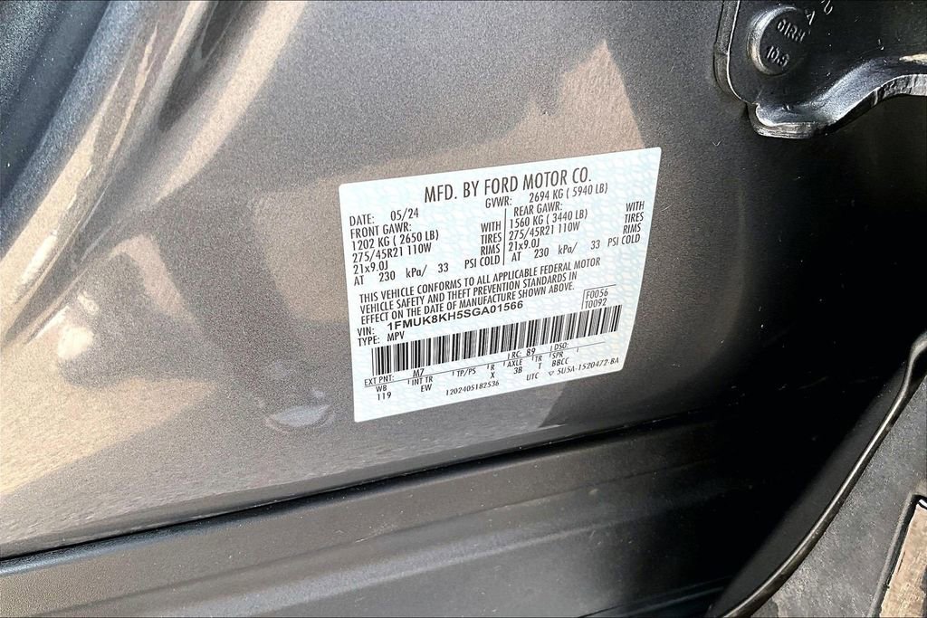 Certified 2025 Ford Explorer ST-Line w/ Premium Package image 33