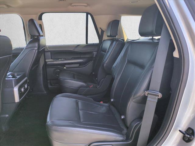 Certified 2024 Ford Expedition XLT RWD image 19