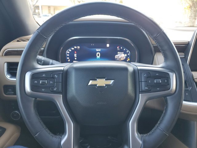 Used 2023 Chevrolet Suburban Premier image 24