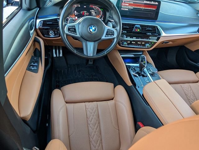 Used 2023 BMW 530i w/ M Sport Package image 10