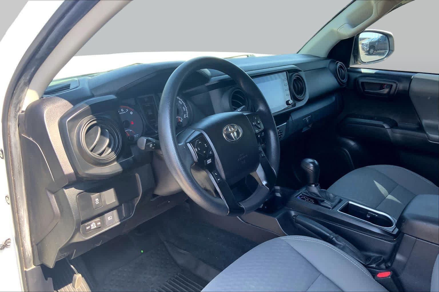 Used 2021 Toyota Tacoma SR w/ SR Convenience Package RWD image 18