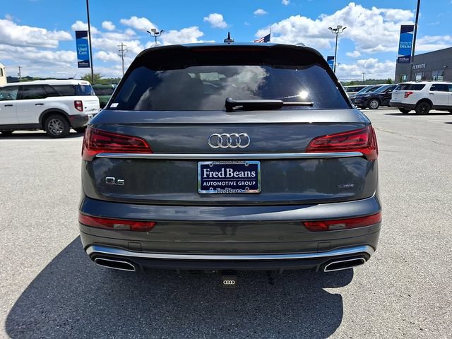 Used 2021 Audi Q5 e Premium Plus w/ Premium Plus Package AWD/4WD image 9
