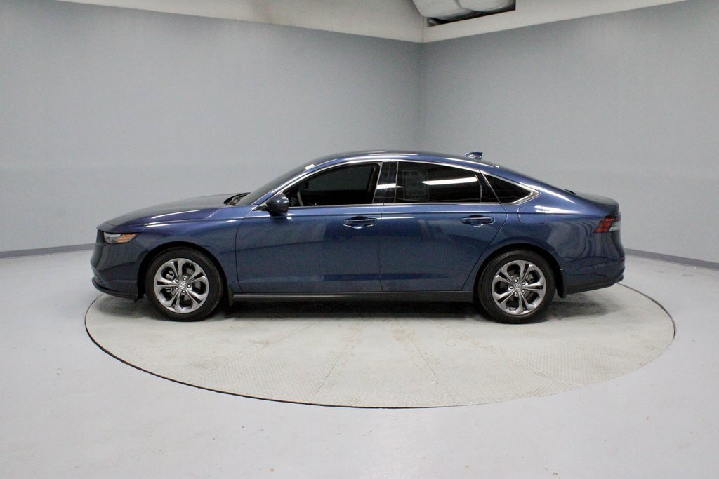 Used 2024 Honda Accord EX image 2