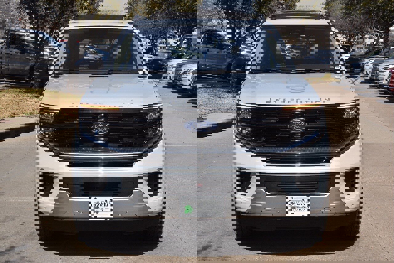 Certified 2025 Ford Expedition Platinum image 13