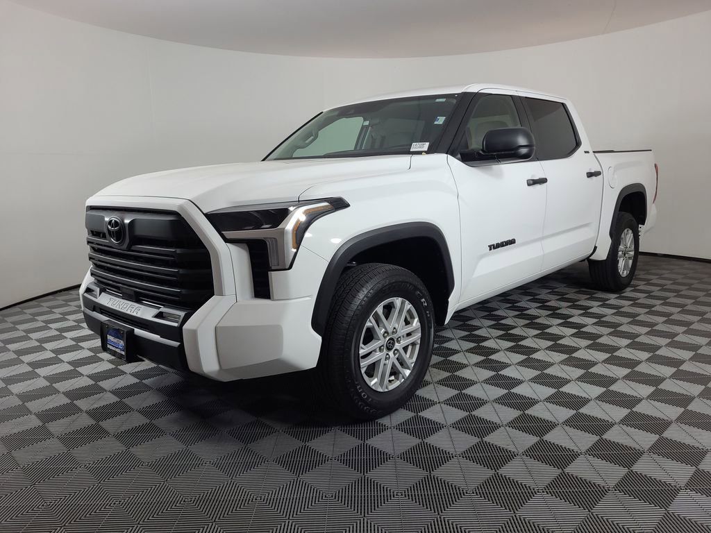 Used 2024 Toyota Tundra SR5 AWD/4WD image 7