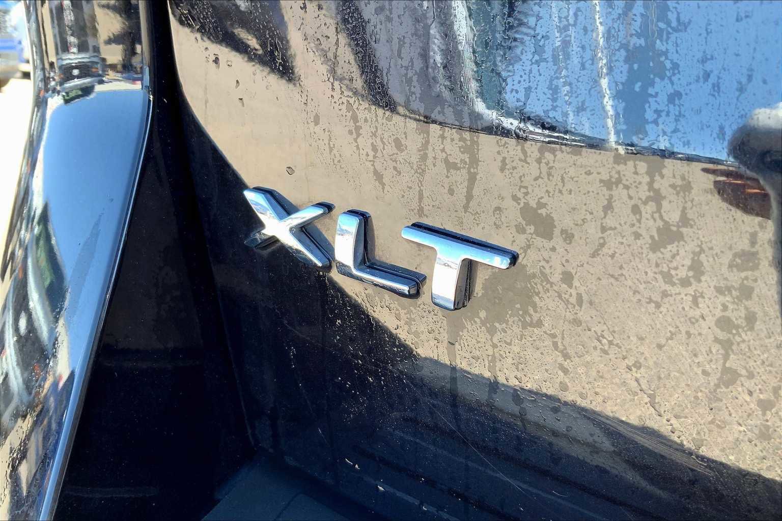 Certified 2024 Ford Expedition Max XLT image 11