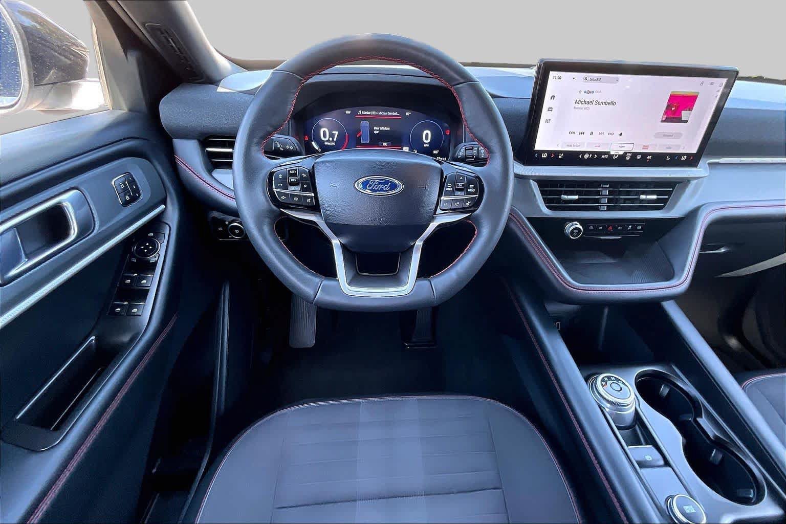 Certified 2026 Ford Explorer ST-Line w/ ST-Line Street Pack RWD image 6