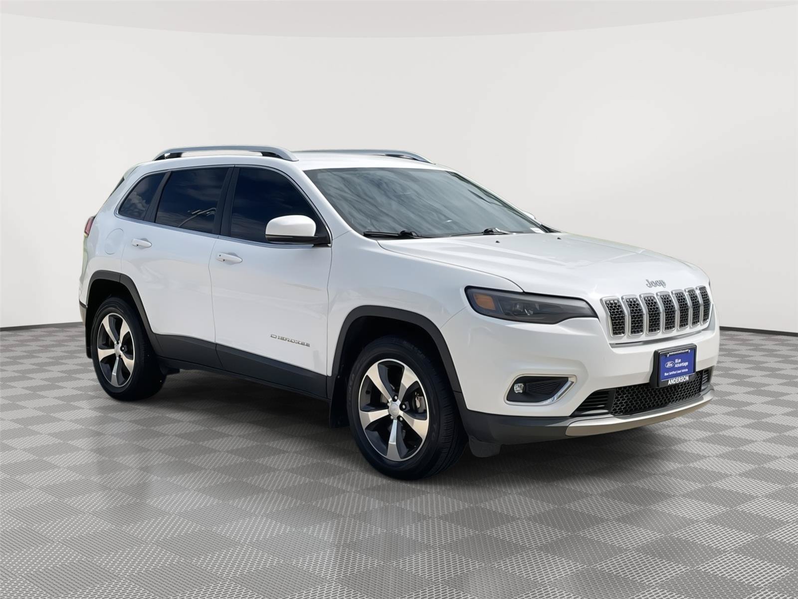 Used 2019 Jeep Cherokee Limited w/ Trailer Tow Group AWD/4WD image 5