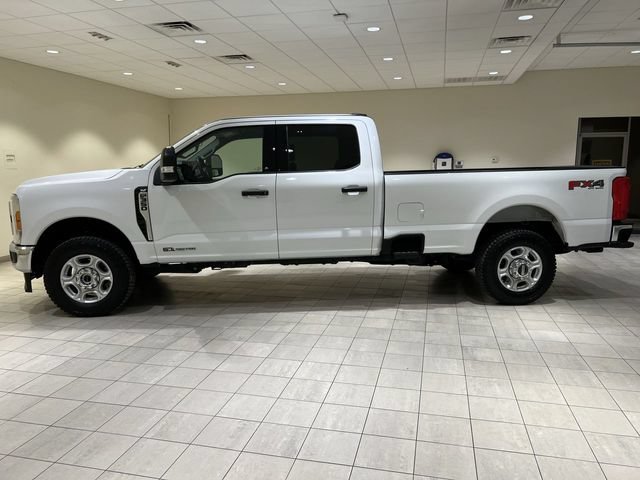 Certified 2025 Ford F350 XLT w/ FX4 Off-Road Package AWD/4WD image 2