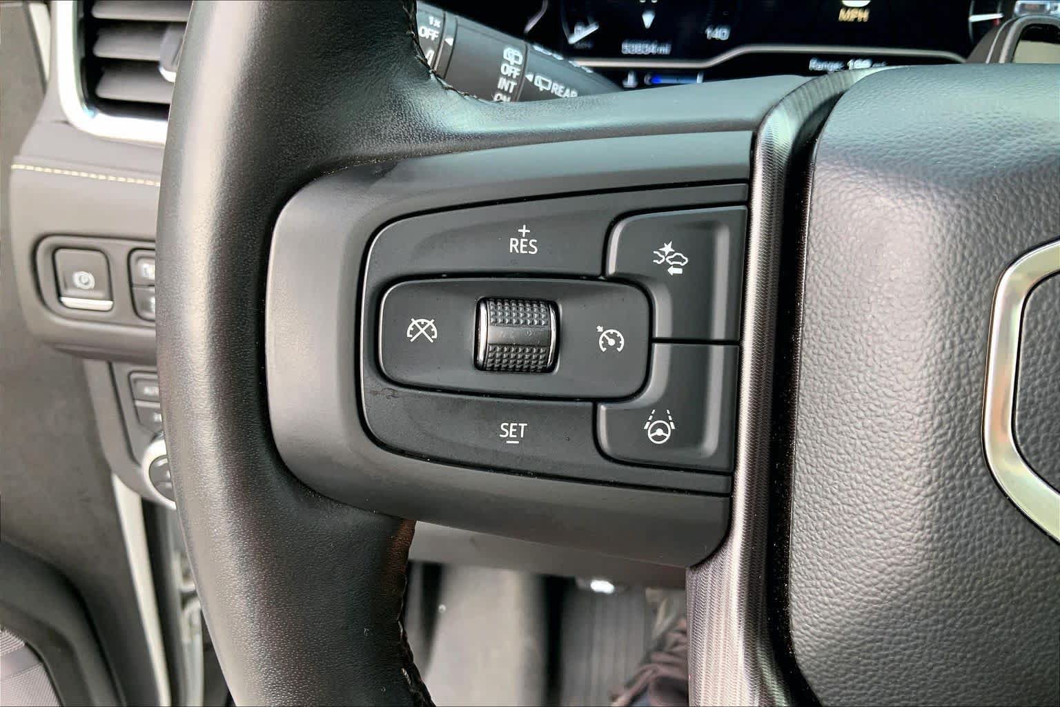 Used 2023 GMC Yukon Denali Ultimate AWD/4WD image 23