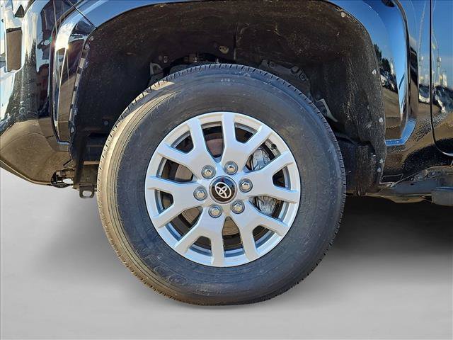 Used 2025 Toyota Tacoma SR AWD/4WD image 24