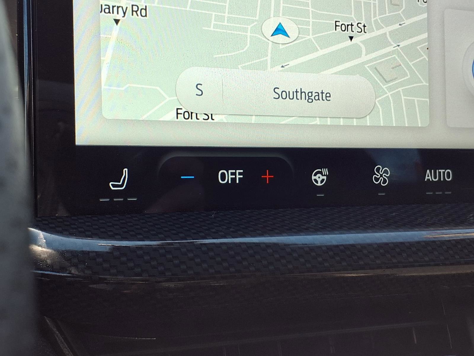 Certified 2024 Ford Escape ST-Line w/ Tech Pack #1 image 7