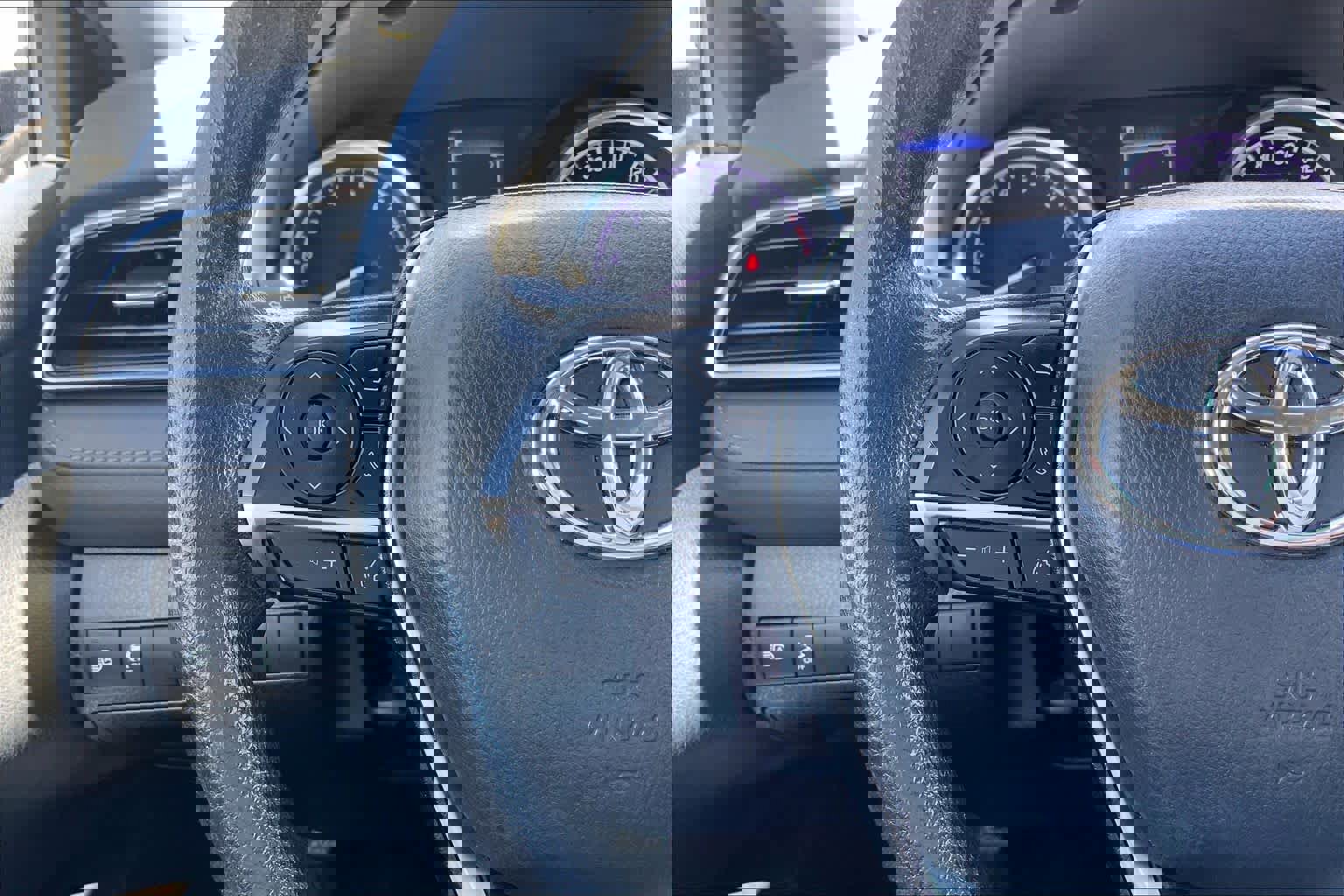 Used 2024 Toyota Camry LE FWD image 23