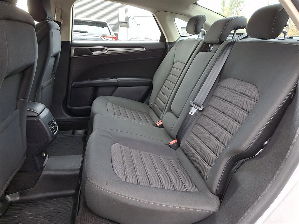 Certified 2019 Ford Fusion SE image 10