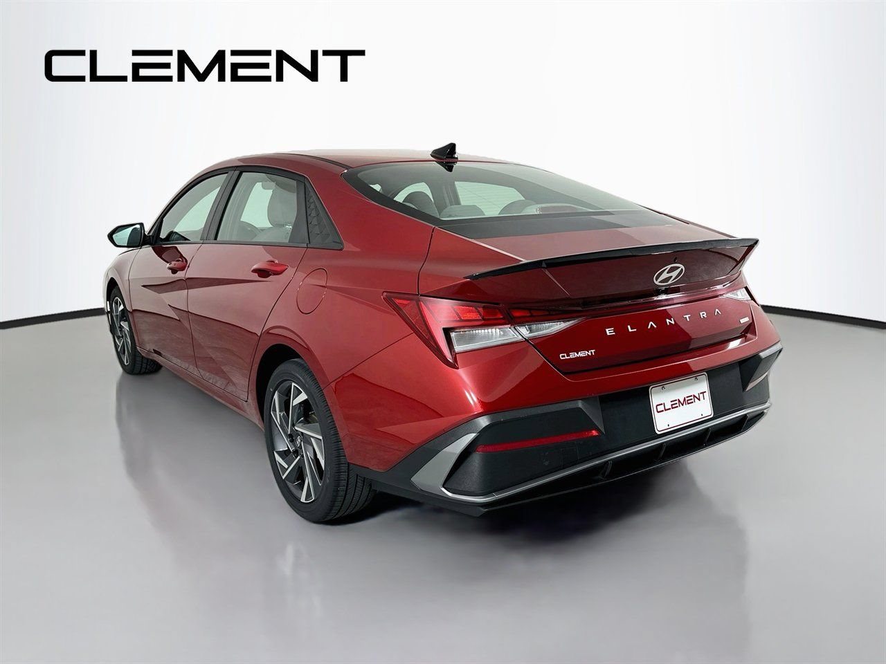 Used 2025 Hyundai Elantra SEL FWD image 10