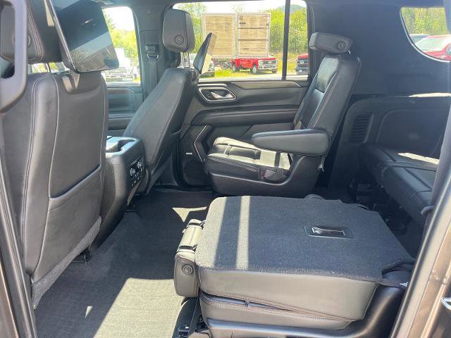 Used 2021 Chevrolet Suburban High Country w/ Premium Package image 17