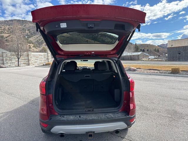 Certified 2019 Ford Escape Titanium w/ U9j03 - Titanium Tow Package AWD/4WD image 7