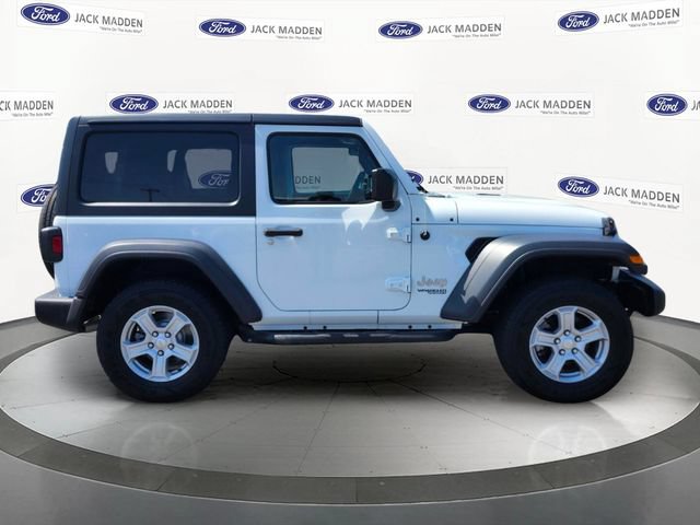Used 2020 Jeep Wrangler Sport AWD/4WD image 6